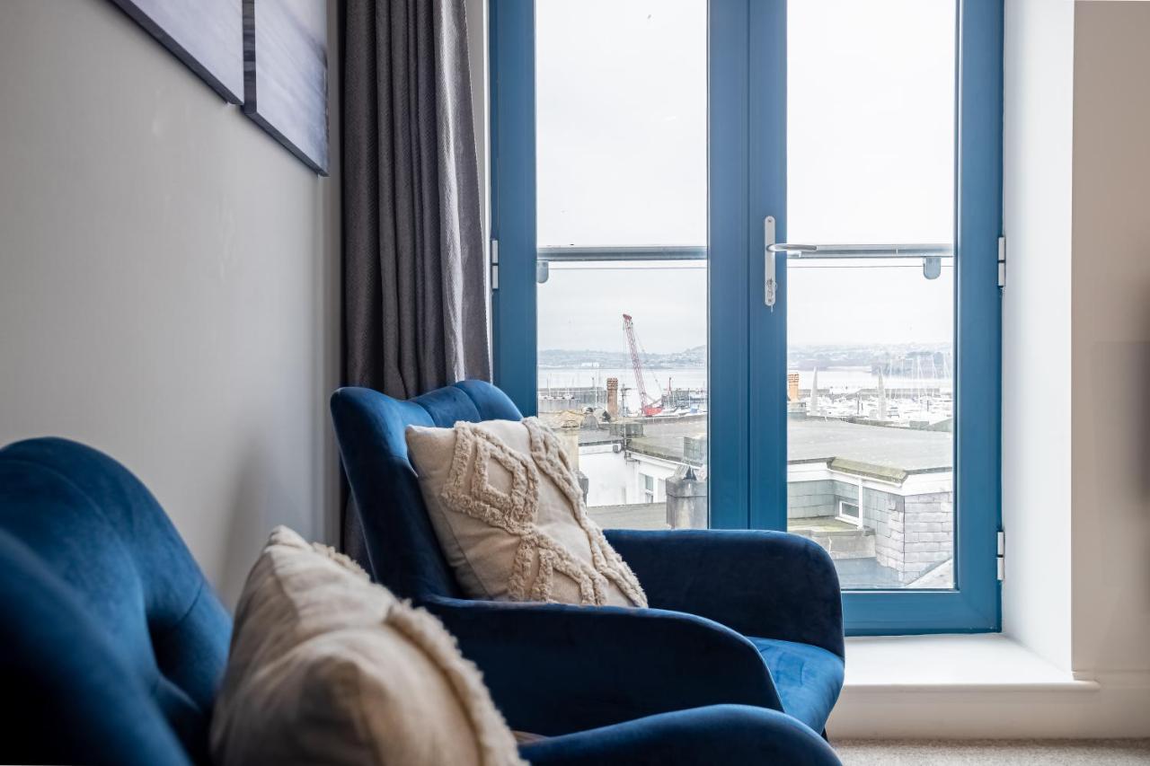 Elegant Fresh Spacious Two Bed Apartment - Juliet Balcony - Sea, Marina, Harbour Views, English Riviera Clock Tower Torquay Exterior foto
